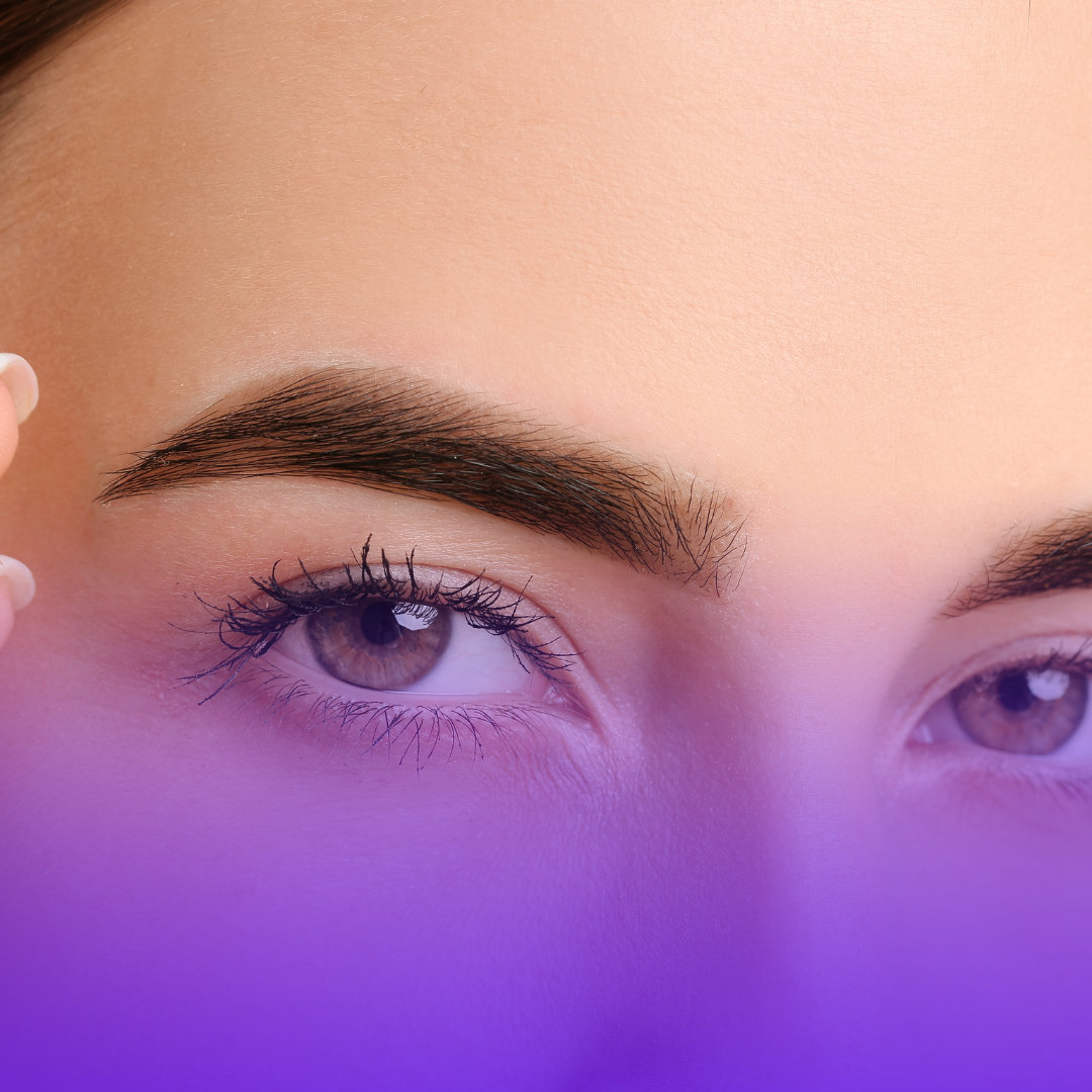 Eyebrows threading and tinting